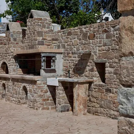 Stelianna Villa Engaraí